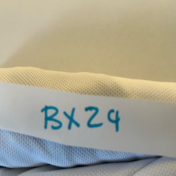 Brooks White Sleeveless Running Tank with Black Accents Medium - Picture 9 of 9